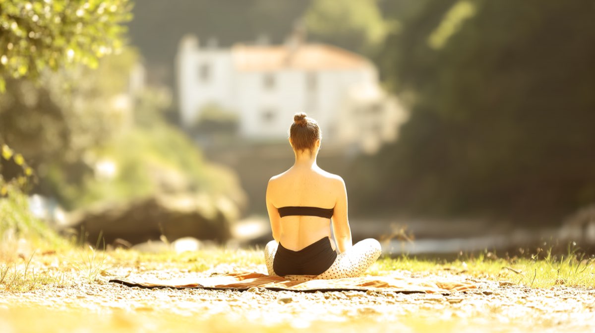 So'Zen - Cours de yoga postural (sol/debout) en groupe de 10 personnes
